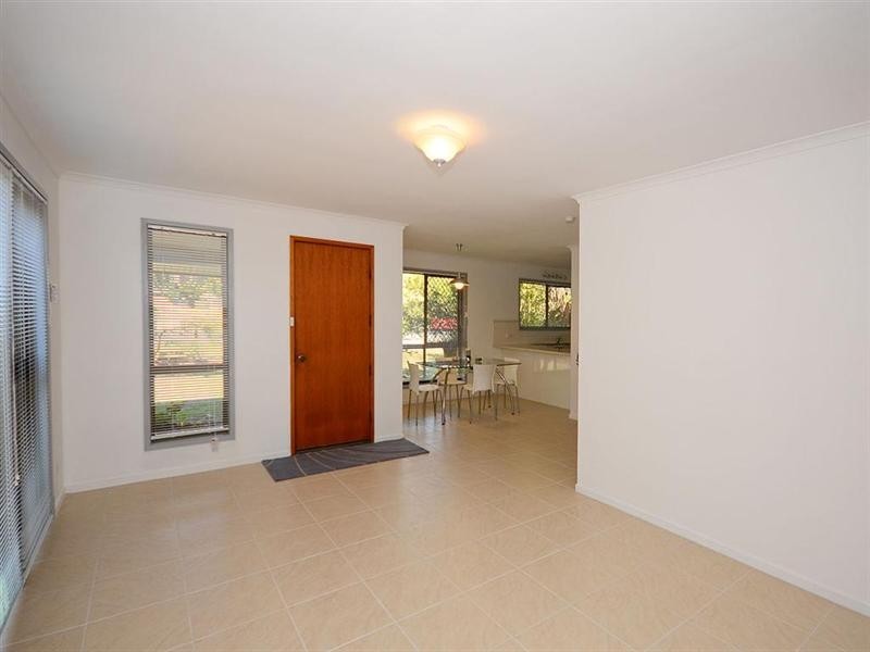 14 Bruce Street, Torquay QLD 4655