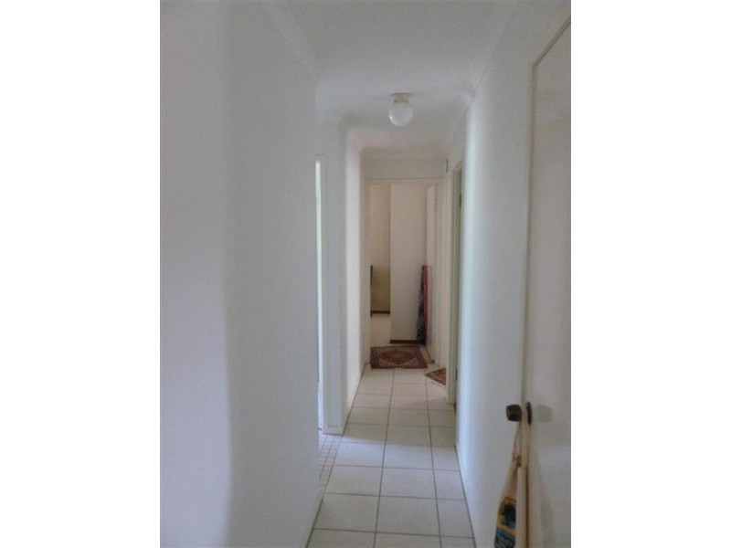 52 WILLIAM, Urangan QLD 4655