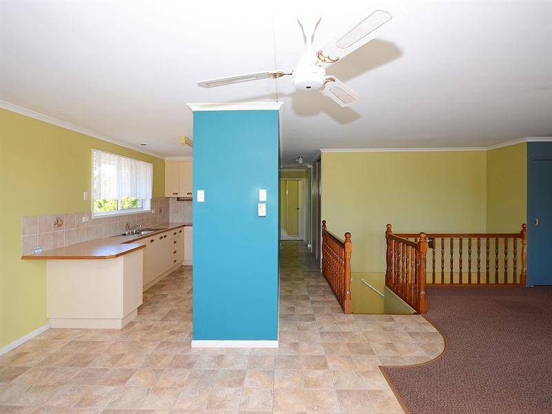 10 Johnston Boulevard, Urraween QLD 4655