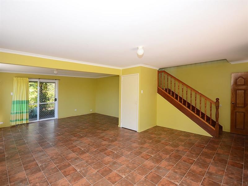 10 Johnston Boulevard, Urraween QLD 4655