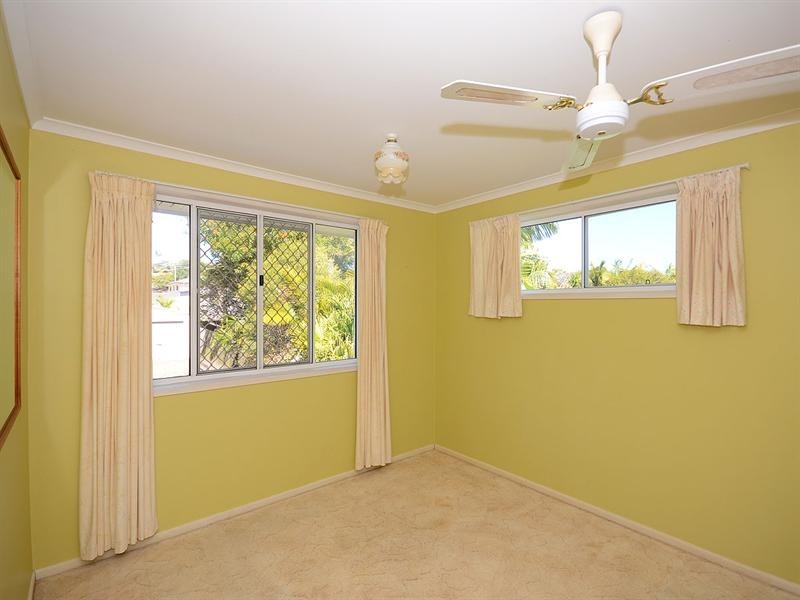 10 Johnston Boulevard, Urraween QLD 4655