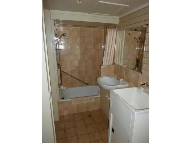 1/32 CYPRESS, Torquay QLD 4655