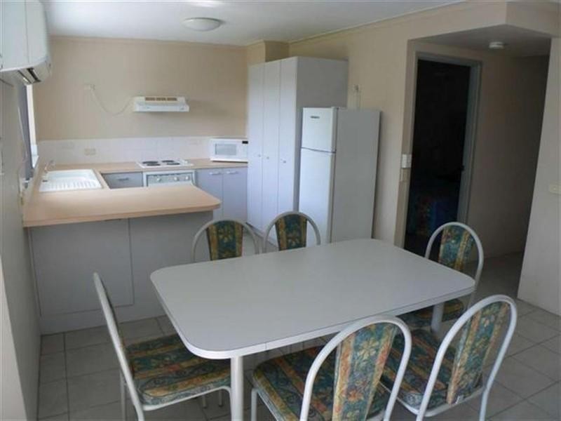 11/458 ESPLANADE, Torquay QLD 4655