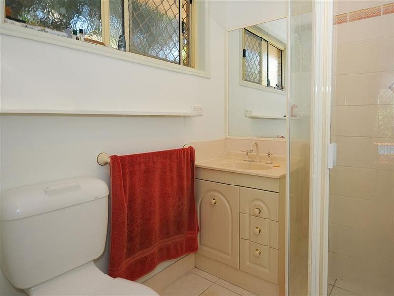 25 Jonwest Close, Torquay QLD 4655