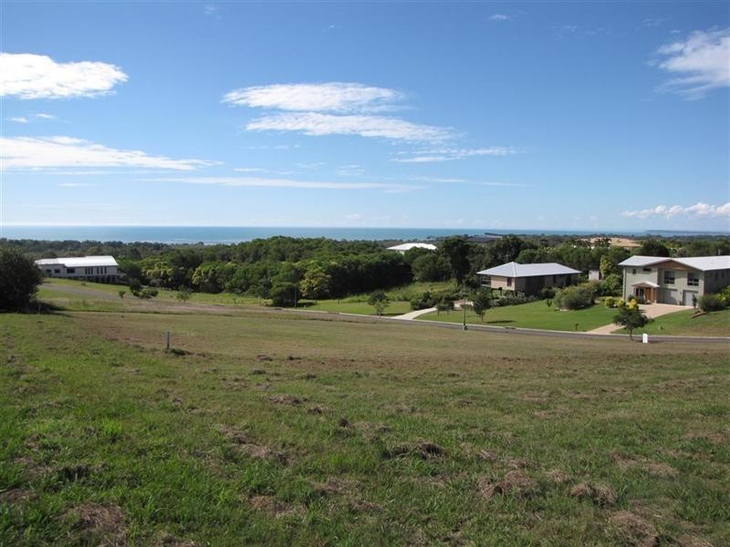 61 Mal Campbell Drive, Craignish QLD 4655