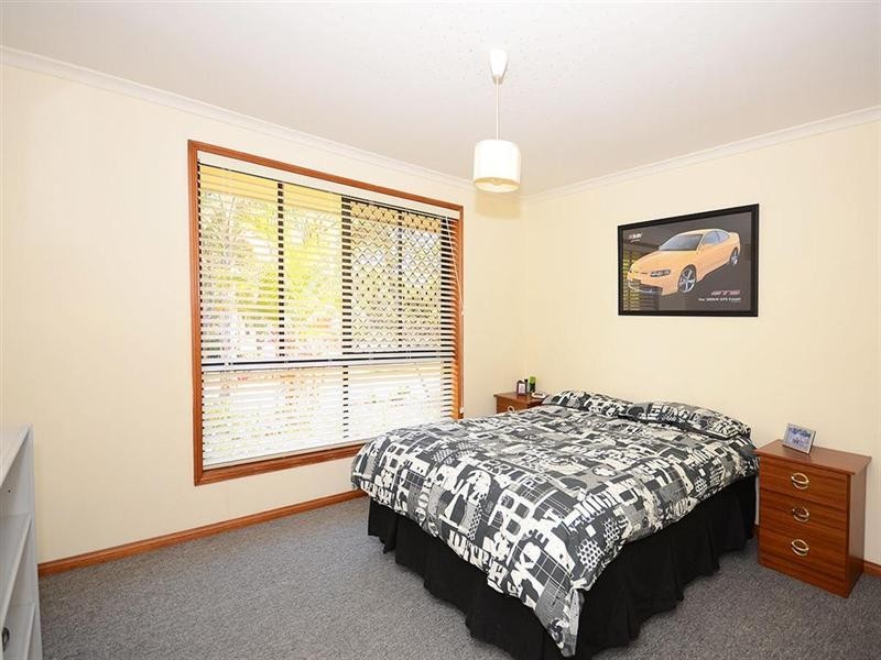 198 Elizabeth Street, Urangan QLD 4655