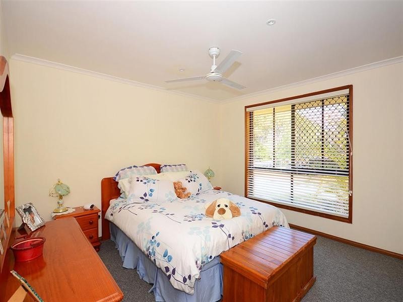 198 Elizabeth Street, Urangan QLD 4655