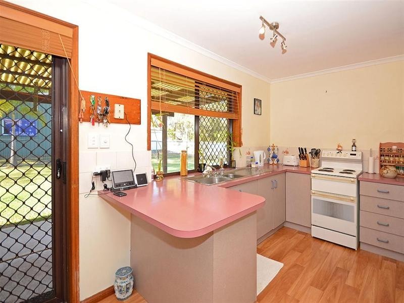 198 Elizabeth Street, Urangan QLD 4655