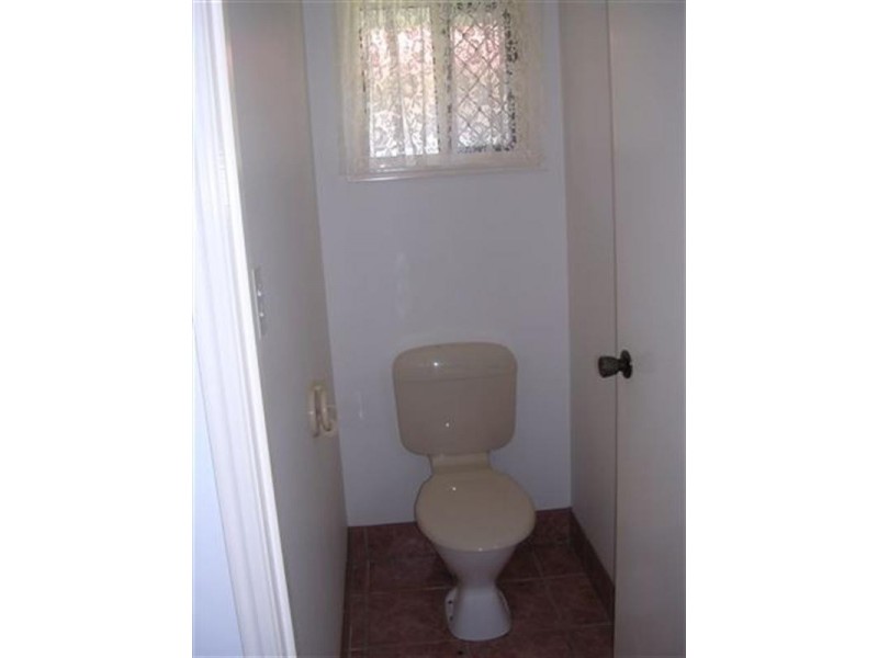 42 Kookaburra Drive, Eli Waters QLD 4655