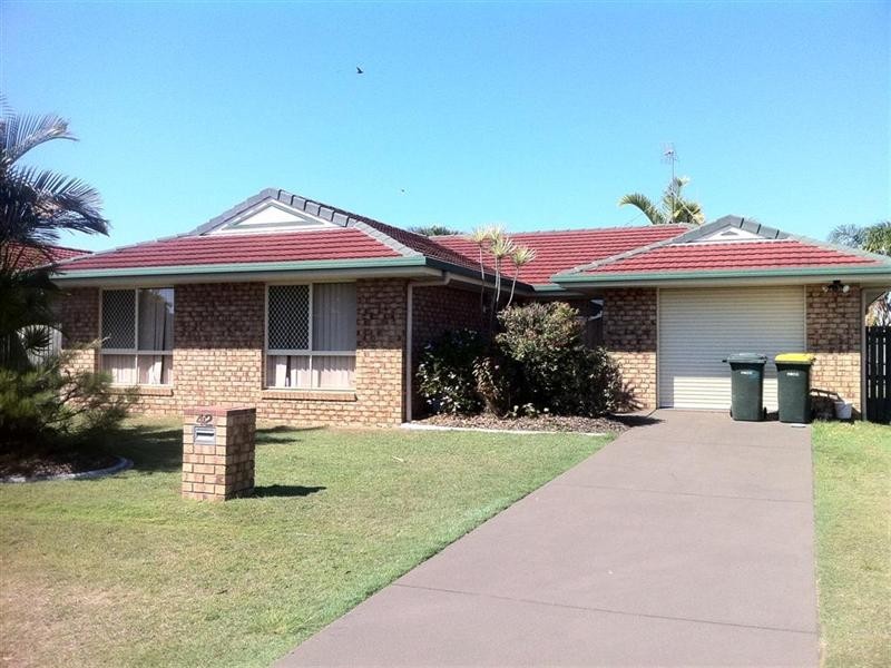 42 Kookaburra Drive, Eli Waters QLD 4655