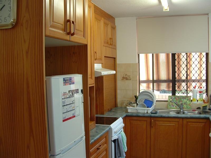 1/242 Charlton Esplanade, Pialba QLD 4655