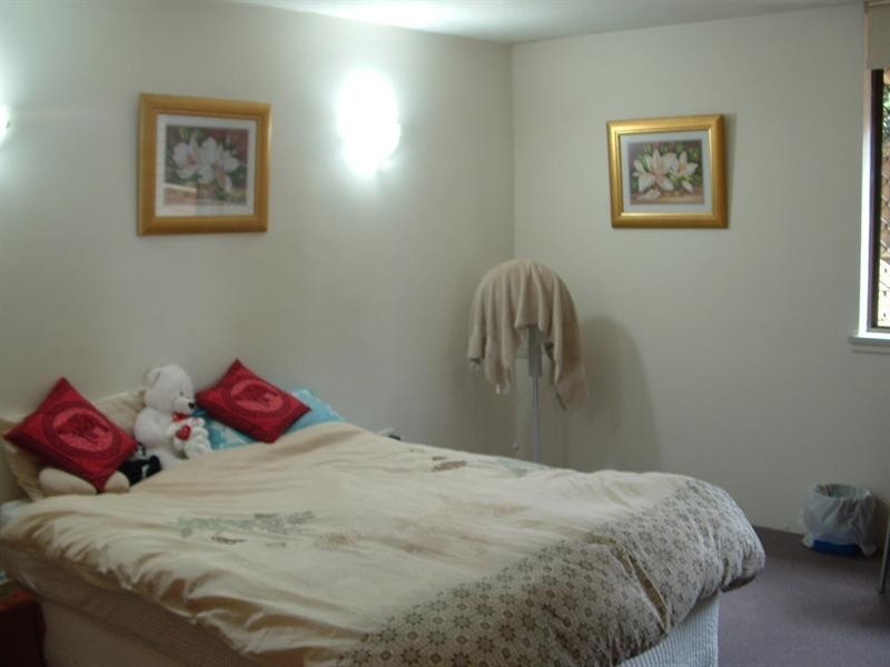 1/242 Charlton Esplanade, Pialba QLD 4655