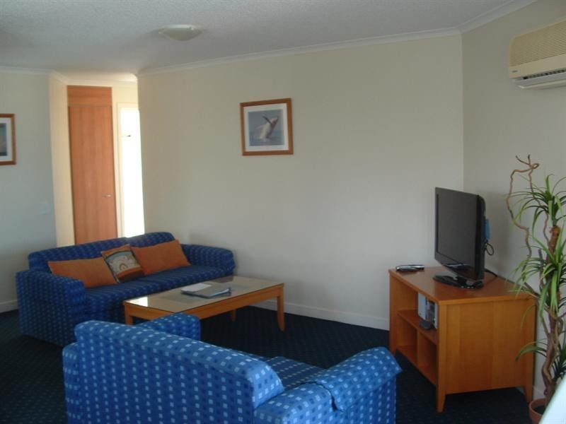 U 434 and 435 The Mantra Buccaneer Avenue, Urangan QLD 4655