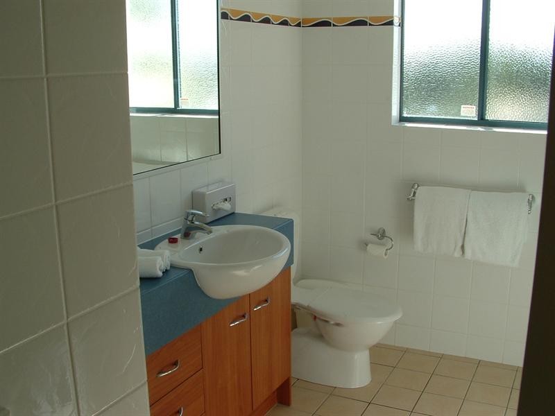 U 434 and 435 The Mantra Buccaneer Avenue, Urangan QLD 4655