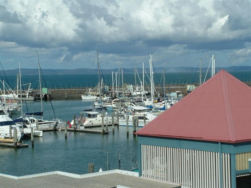 U 434 and 435 The Mantra Buccaneer Avenue, Urangan QLD 4655