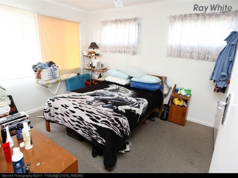 11 Moonbi Street, Scarness QLD 4655