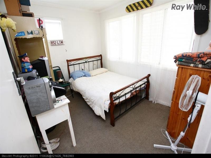 11 Moonbi Street, Scarness QLD 4655