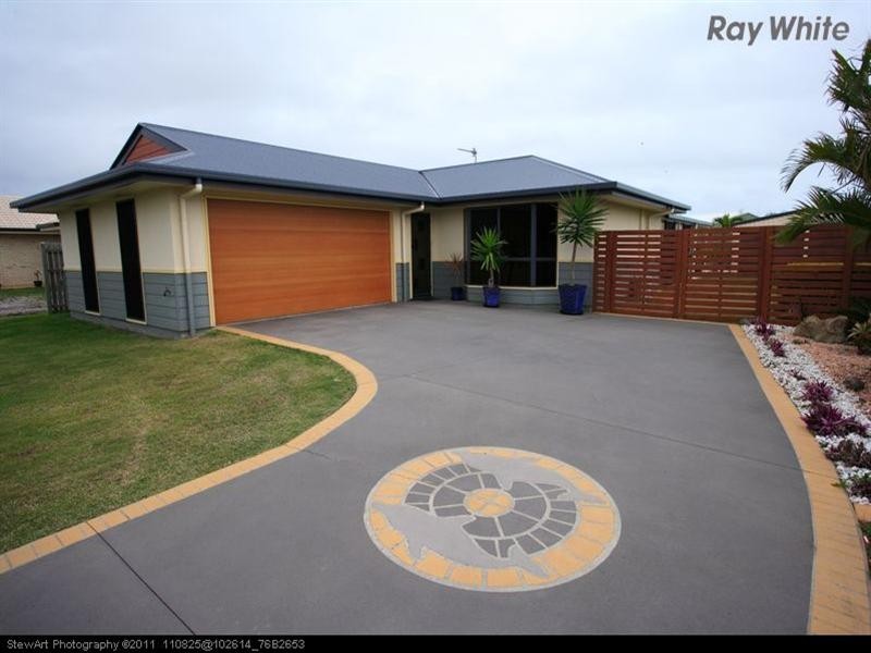 3 Endeavour Way, Eli Waters QLD 4655