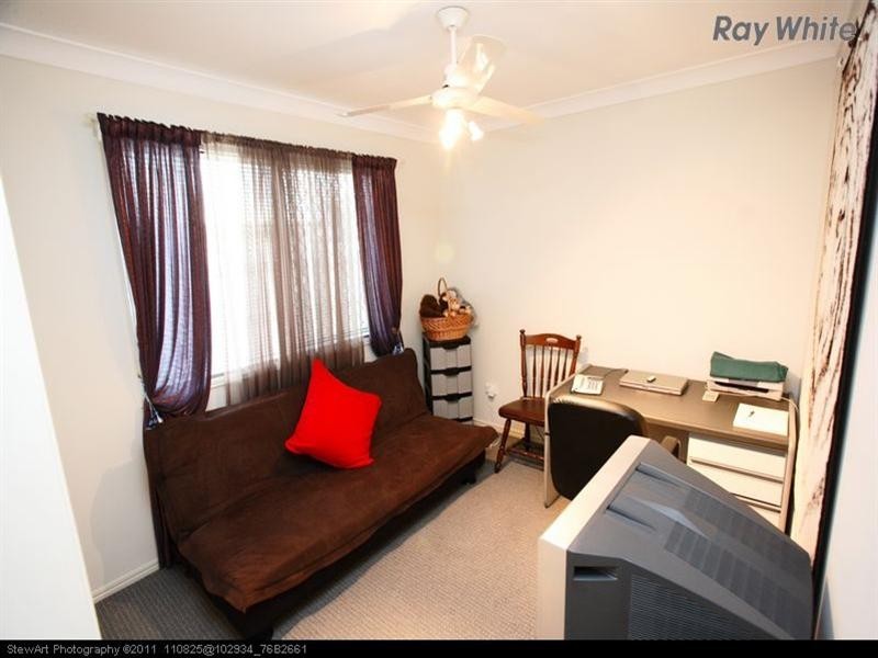 3 Endeavour Way, Eli Waters QLD 4655