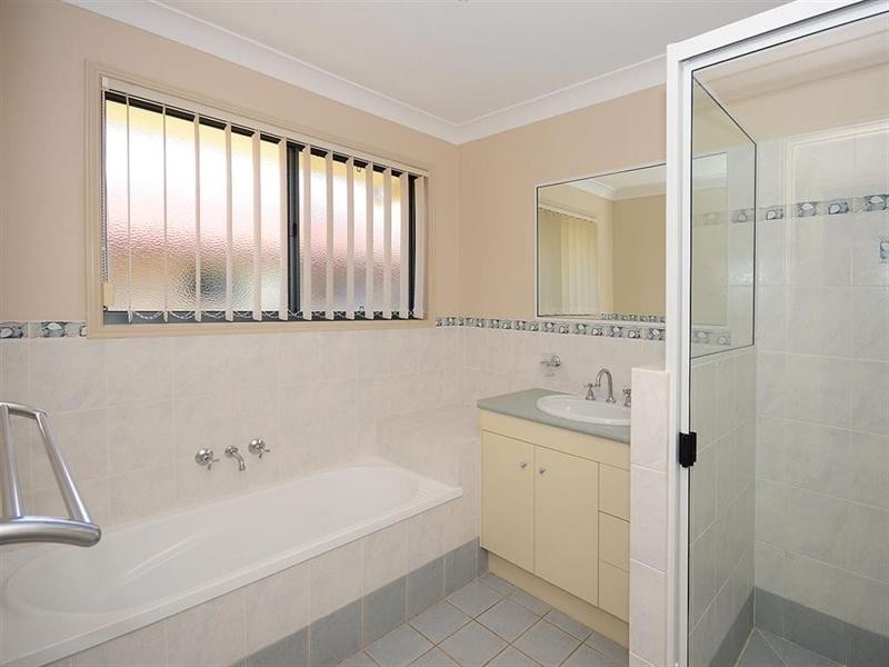 11 Marcocci Street, Urraween QLD 4655