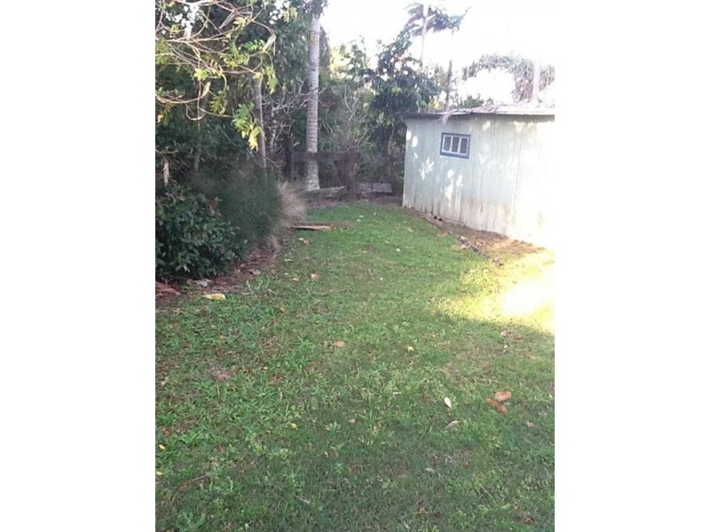23 HENKS, Dundowran QLD 4655