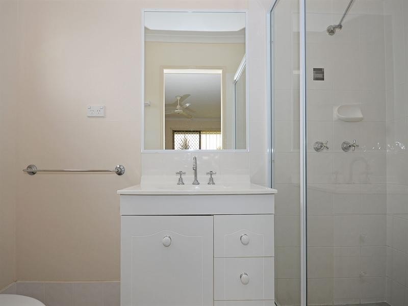 9 Kensi Court, Point Vernon QLD 4655