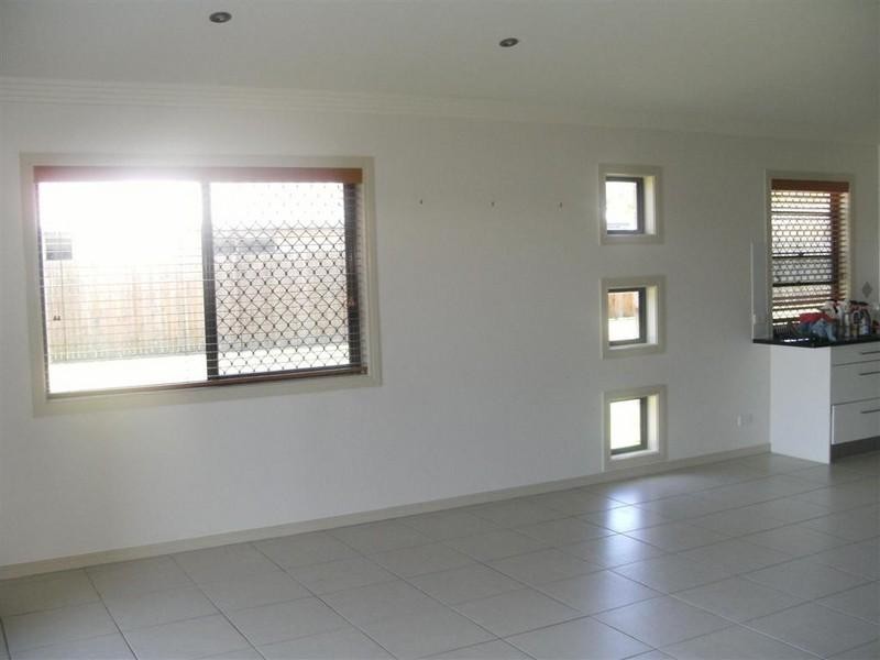 124 EXETER, Torquay QLD 4655