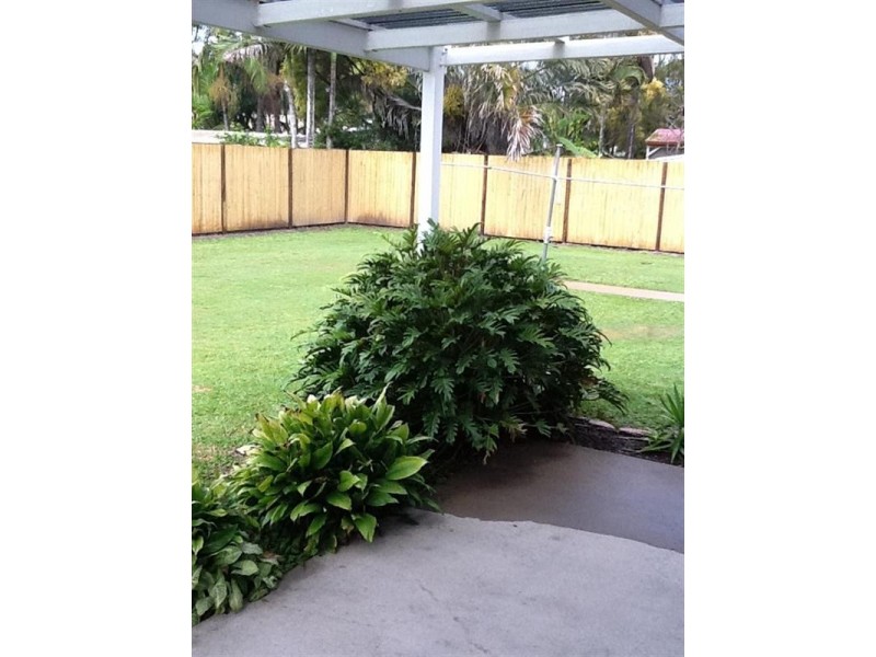 106 ELIZABETH, Urangan QLD 4655