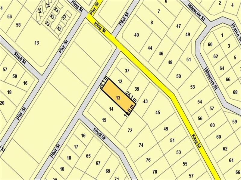 13 Pilot Street, Urangan QLD 4655