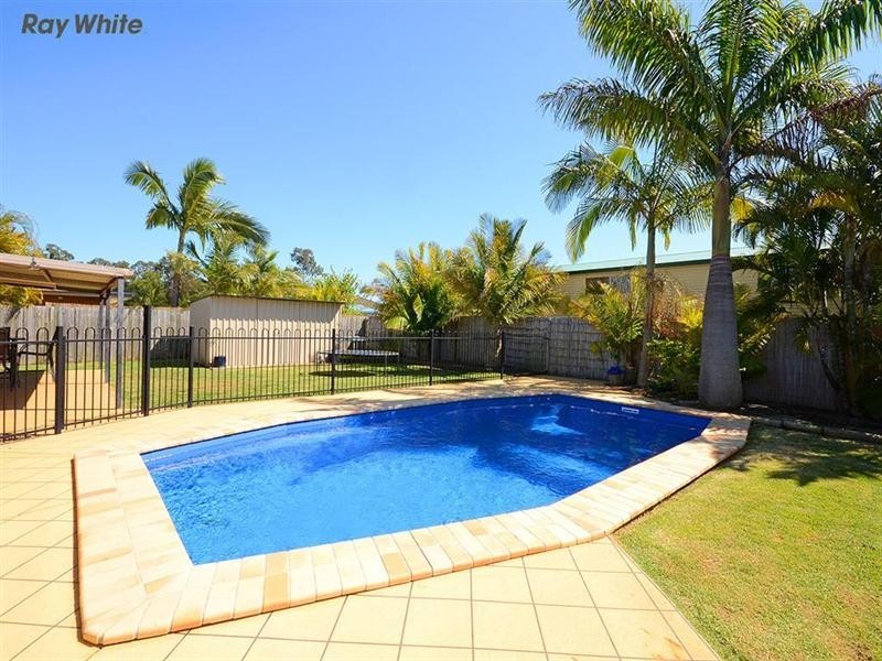 7 Chanak Close, Point Vernon QLD 4655