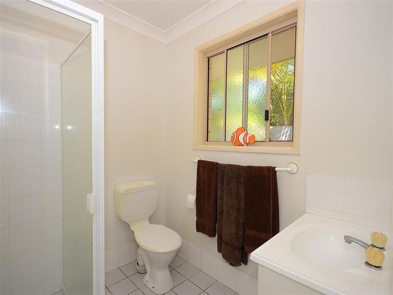 7 Chanak Close, Point Vernon QLD 4655