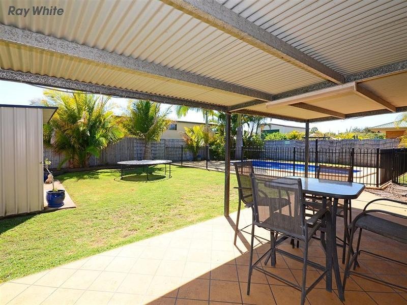 7 Chanak Close, Point Vernon QLD 4655