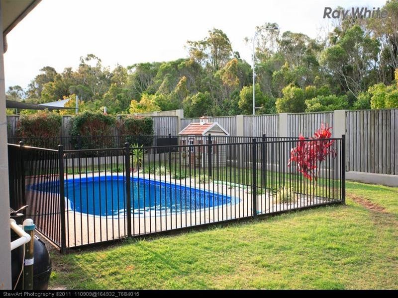 15 Bay Breeze Close, Wondunna QLD 4655