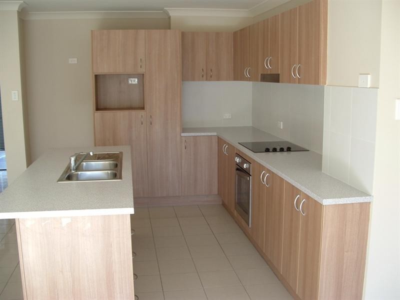 7/1 Ibis Boulevard, Eli Waters QLD 4655