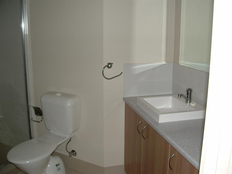 7/1 Ibis Boulevard, Eli Waters QLD 4655
