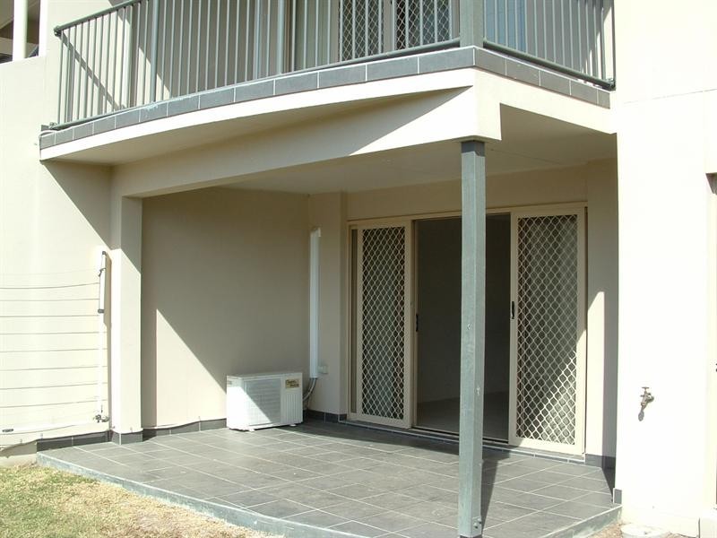 7/1 Ibis Boulevard, Eli Waters QLD 4655