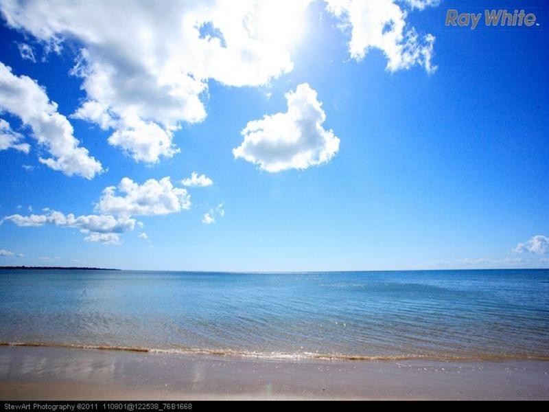 Unit 8/383 Charlton Esplanade, Torquay QLD 4655