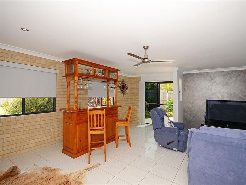 6 Seaway Parade, Toogoom QLD 4655