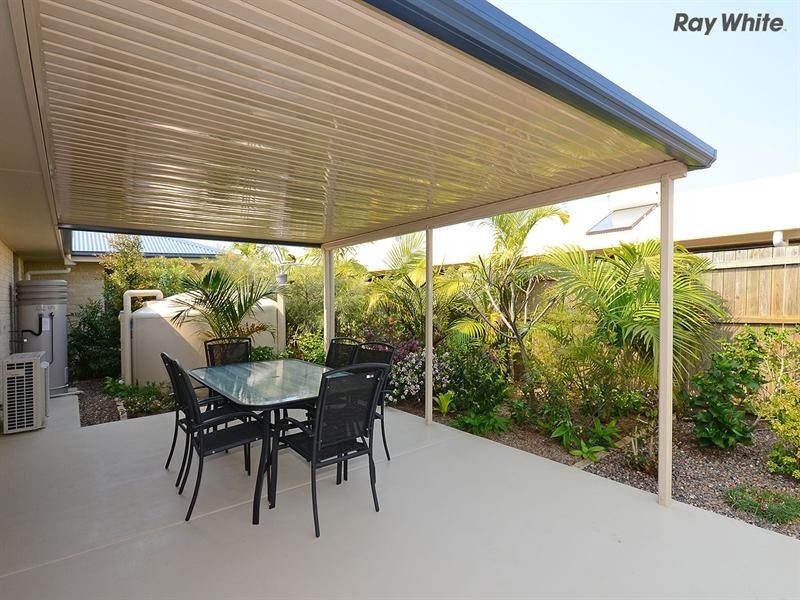 6 Seaway Parade, Toogoom QLD 4655