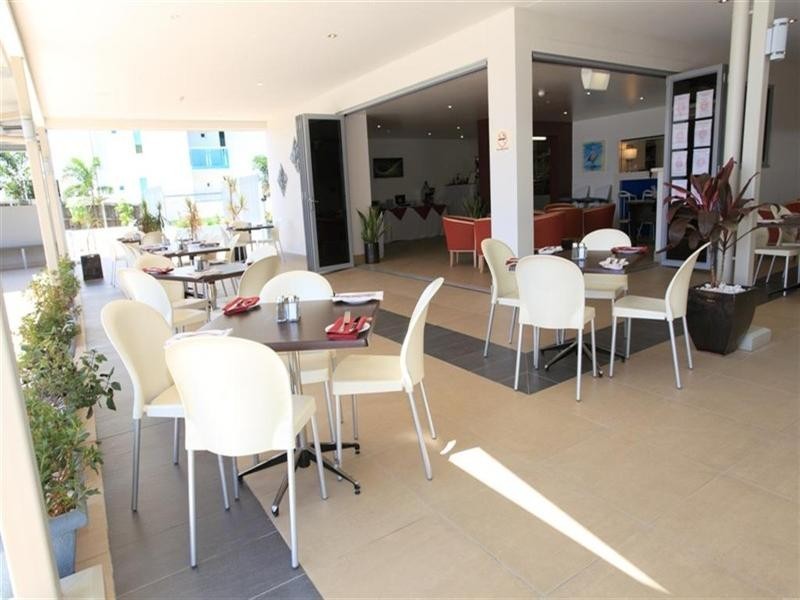 627 ESPLANADE, Urangan QLD 4655
