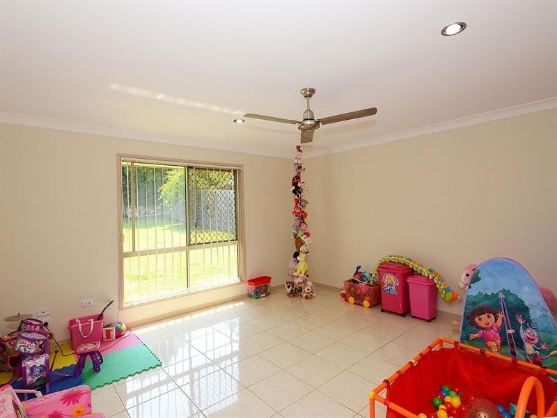 17 Arlington Court, Kawungan QLD 4655
