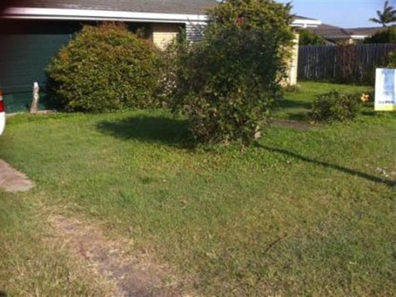 64 Bideford Street, Torquay QLD 4655