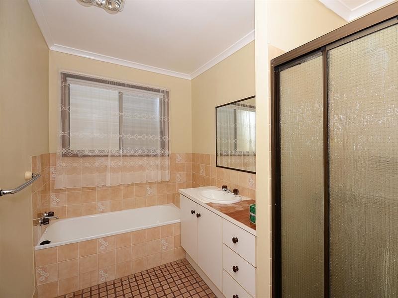 19 Barilba Street, Scarness QLD 4655