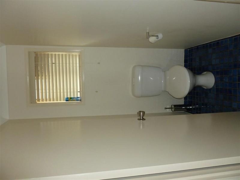 12 WAIGANI, Kawungan QLD 4655