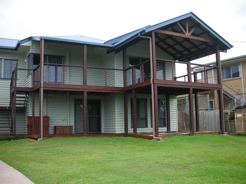 195 Charlton Esplanade, Point Vernon QLD 4655