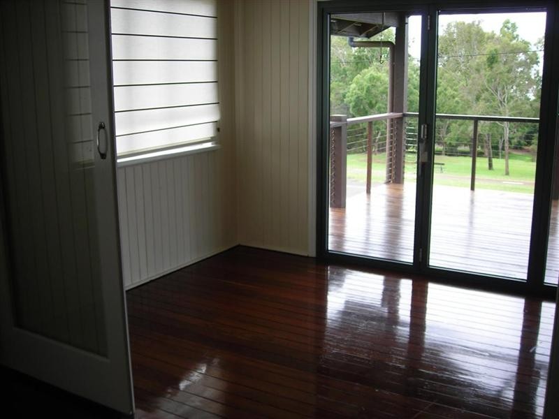195 Charlton Esplanade, Point Vernon QLD 4655