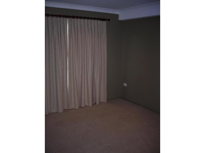 195 Charlton Esplanade, Point Vernon QLD 4655