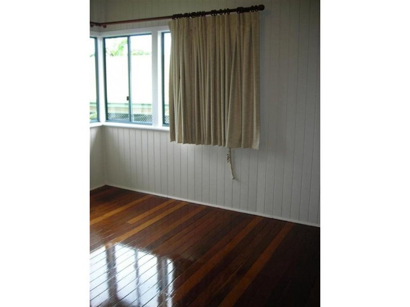 195 Charlton Esplanade, Point Vernon QLD 4655