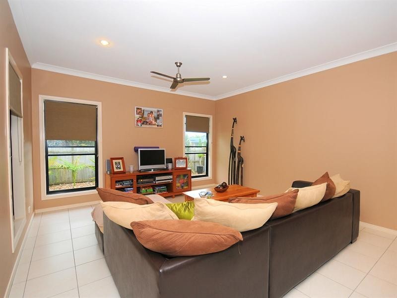 33 Eagle Beach Parade, Dundowran Beach QLD 4655