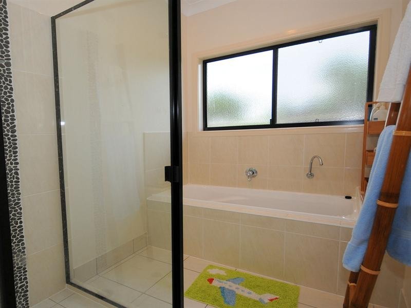 33 Eagle Beach Parade, Dundowran Beach QLD 4655